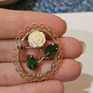 Vintage Signed Krementz Gold Tone Oval Victorian Brooch White Rose Jade Leaves